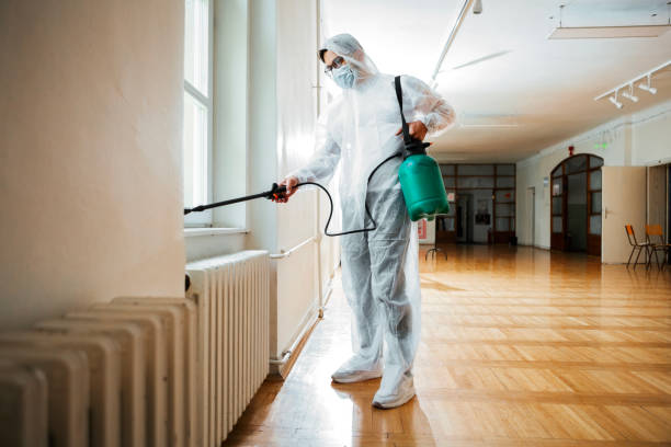 Best Wildlife Control Services  in Frankfort, MI